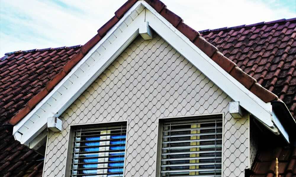 Ile kosztuje adaptacja poddasza na mieszkanie? Przewodnik po kosztach, procesie i korzyściach