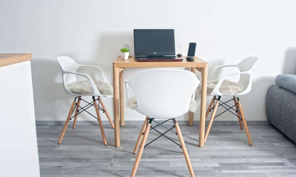 Inspiracje do urządzenia sypialni – stwórz przestrzeń pełną harmonii i komfortu