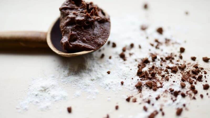 Zastosowanie masła kakaowego spożywczego w dietach ketogenicznych i wegańskich deserach